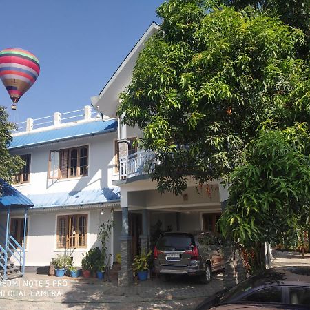 Munnar Blue Mist Bed and Breakfast Εξωτερικό φωτογραφία