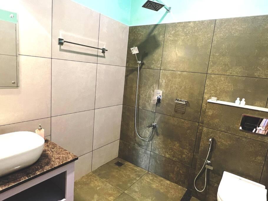 Munnar Blue Mist Bed and Breakfast Εξωτερικό φωτογραφία