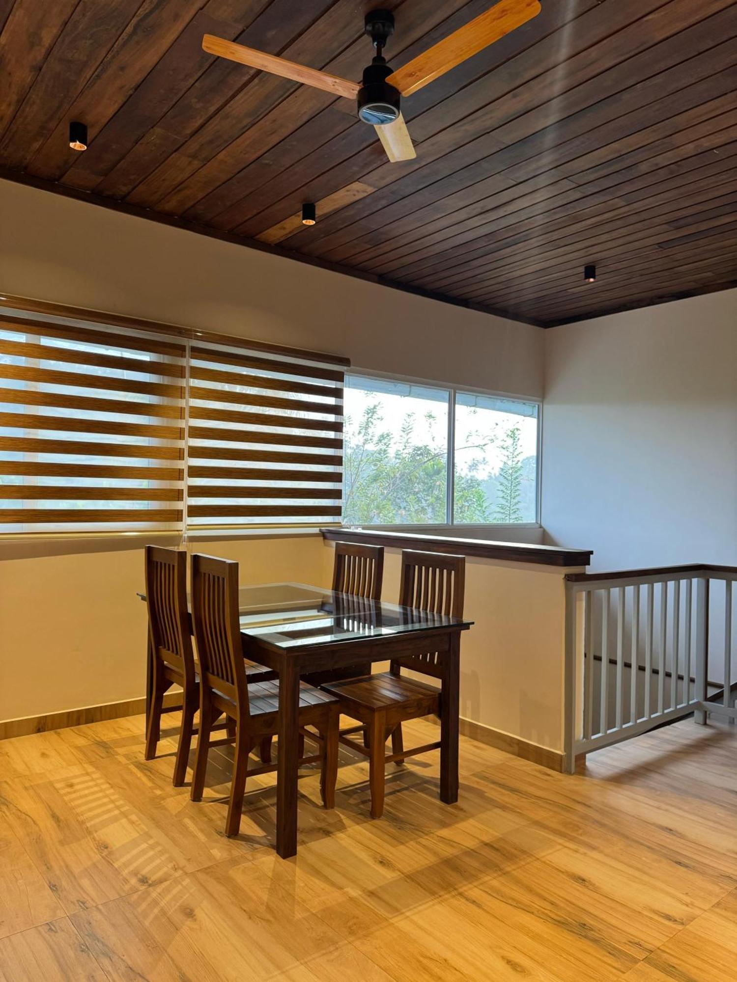 Munnar Blue Mist Bed and Breakfast Εξωτερικό φωτογραφία