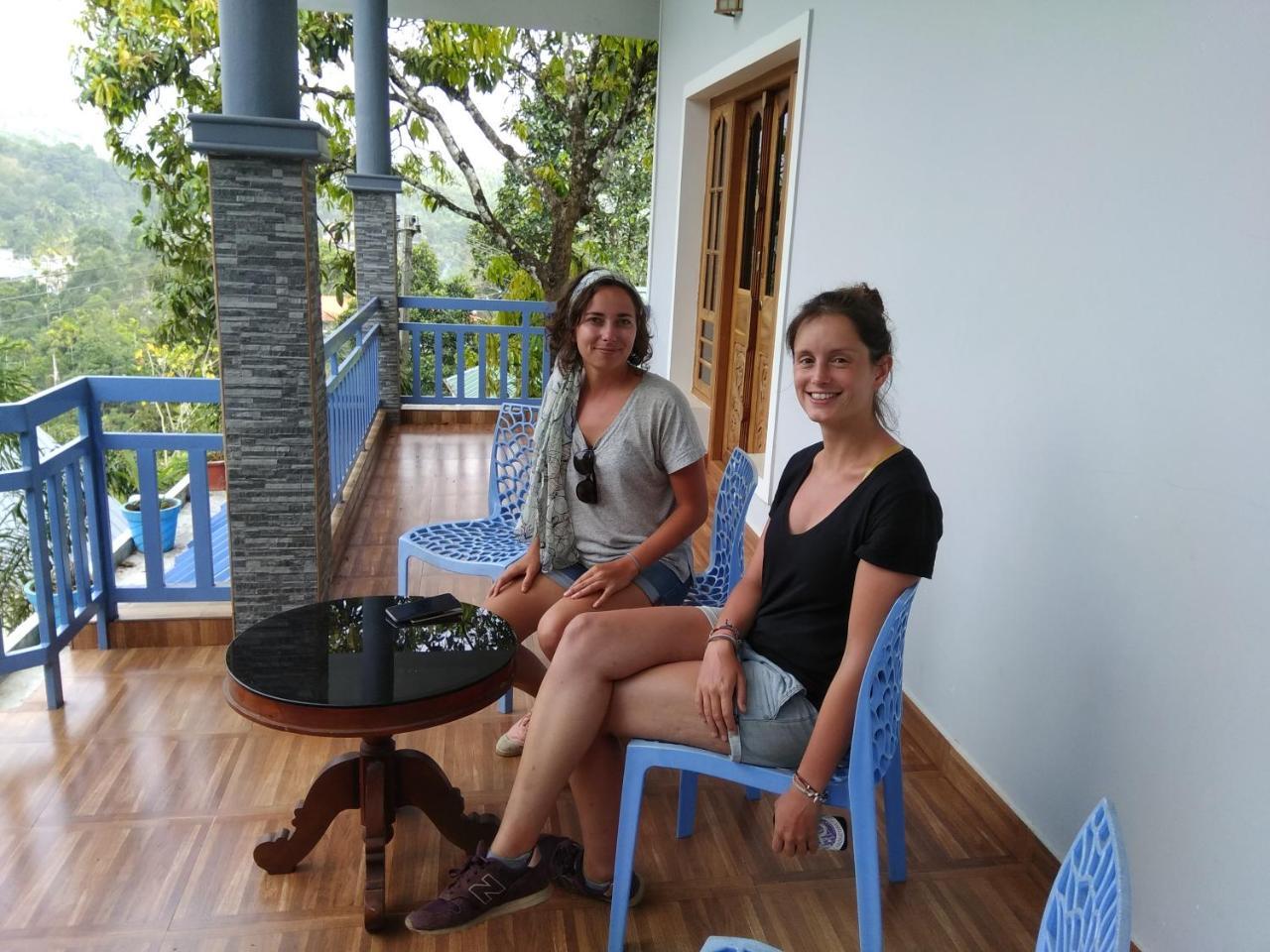 Munnar Blue Mist Bed and Breakfast Εξωτερικό φωτογραφία